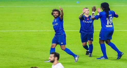 الهلال يتوج بلقب الدوري السعودي للمرة الـ17 في تاريخه (فيديو)